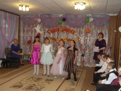 ВЕСЕННИЙ ПРАЗДНИК-8 МАРТА